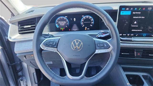 new 2025 Volkswagen Tiguan car, priced at $28,999