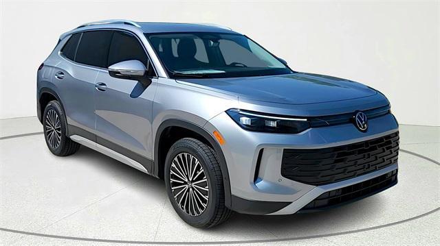 new 2025 Volkswagen Tiguan car, priced at $28,999