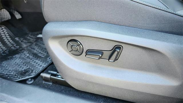 new 2025 Volkswagen Tiguan car, priced at $33,819