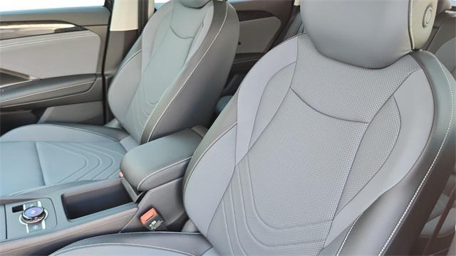 new 2025 Volkswagen Tiguan car, priced at $33,819