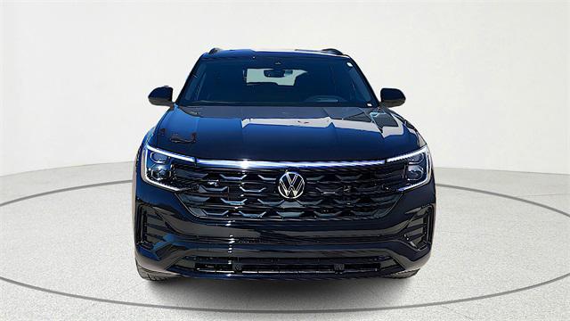 new 2026 Volkswagen Atlas Cross Sport car, priced at $52,371