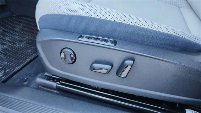 new 2025 Volkswagen ID.4 car, priced at $46,474