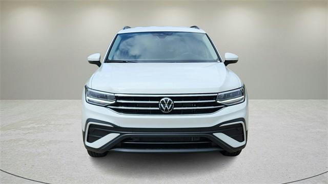 new 2024 Volkswagen Tiguan car, priced at $27,559