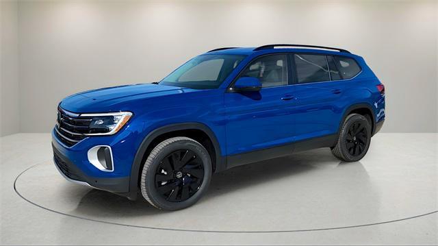 new 2025 Volkswagen Atlas car, priced at $43,012