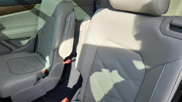 new 2025 Volkswagen Atlas car, priced at $42,012