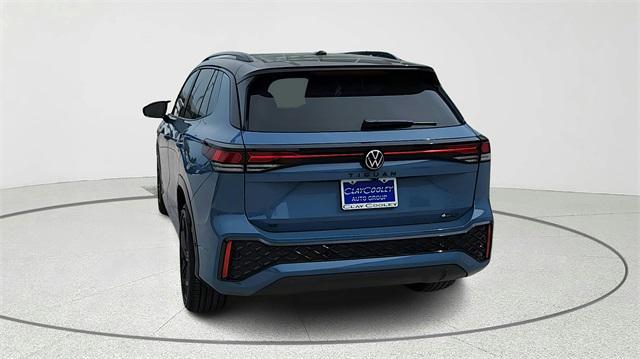 new 2025 Volkswagen Tiguan car, priced at $38,105