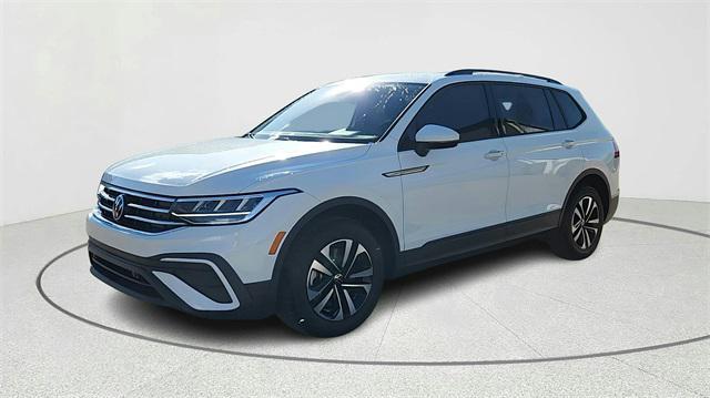 new 2024 Volkswagen Tiguan car, priced at $26,500