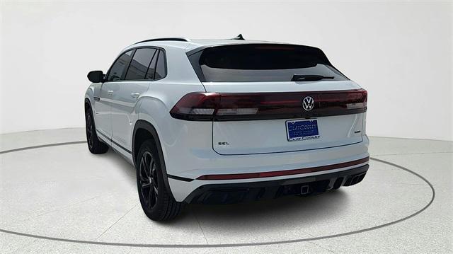 new 2025 Volkswagen Atlas Cross Sport car, priced at $45,900