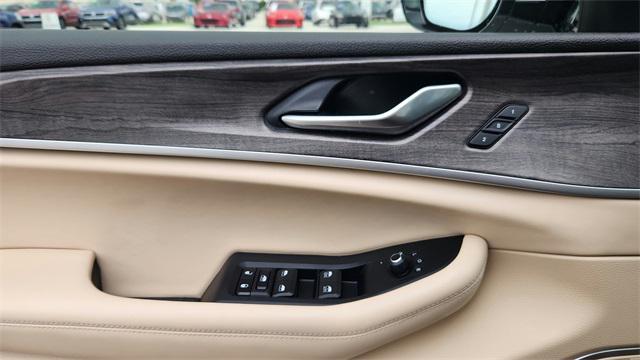 used 2022 Jeep Grand Cherokee car, priced at $33,500