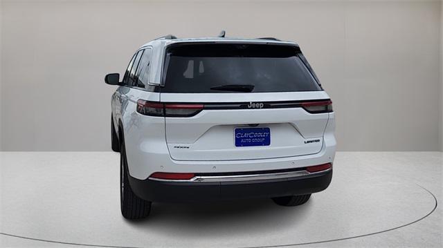 used 2022 Jeep Grand Cherokee car, priced at $33,500