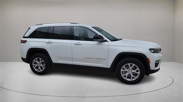 used 2022 Jeep Grand Cherokee car, priced at $33,500