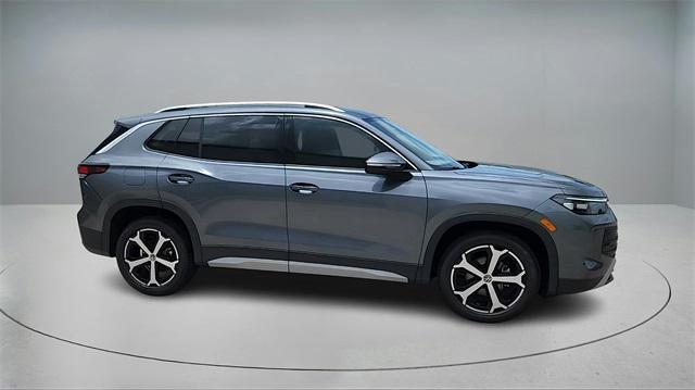 new 2025 Volkswagen Tiguan car, priced at $32,800