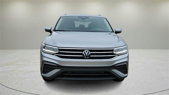 new 2024 Volkswagen Tiguan car, priced at $32,050