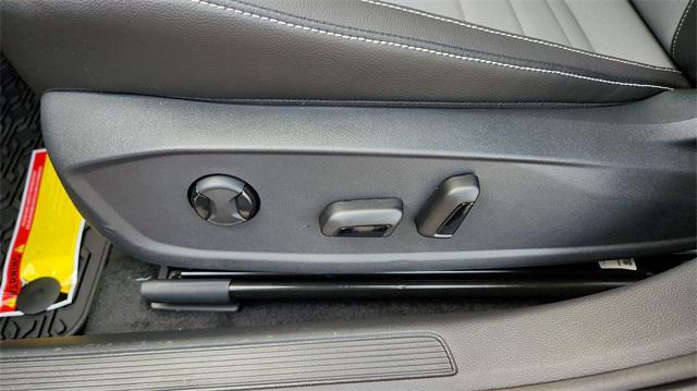 new 2025 Volkswagen Jetta car, priced at $27,057