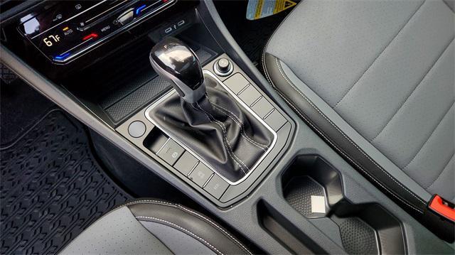 new 2025 Volkswagen Jetta car, priced at $27,057