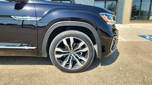 used 2021 Volkswagen Atlas Cross Sport car, priced at $30,450