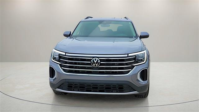 new 2025 Volkswagen Atlas car, priced at $42,989