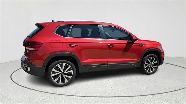 new 2024 Volkswagen Taos car, priced at $31,020
