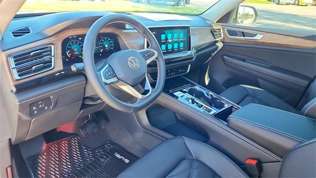 new 2025 Volkswagen Atlas car, priced at $42,898