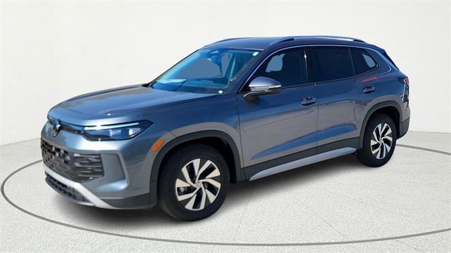 new 2025 Volkswagen Tiguan car, priced at $28,751