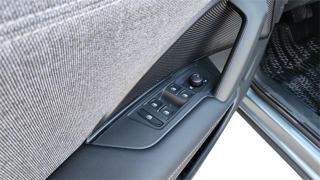 new 2025 Volkswagen Tiguan car, priced at $28,751