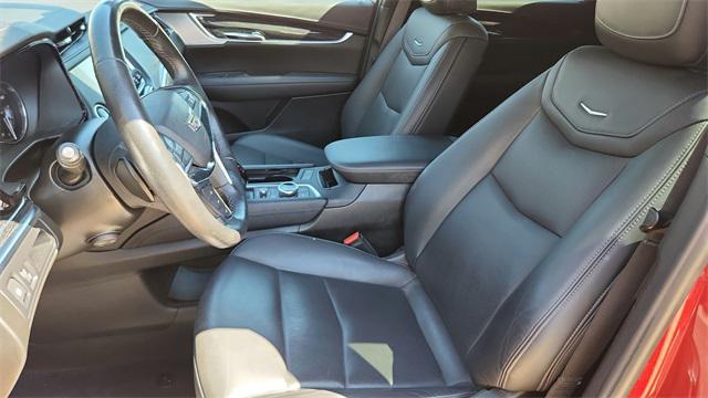 used 2021 Cadillac XT5 car, priced at $28,518