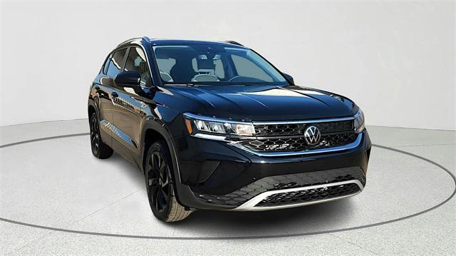 new 2024 Volkswagen Taos car, priced at $27,000