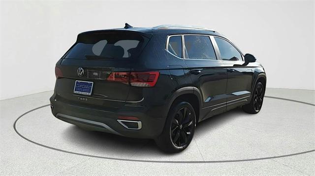 new 2024 Volkswagen Taos car, priced at $27,000