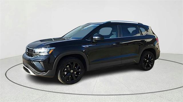 new 2024 Volkswagen Taos car, priced at $27,000