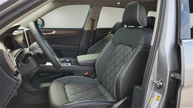 new 2025 Volkswagen Atlas car, priced at $52,442
