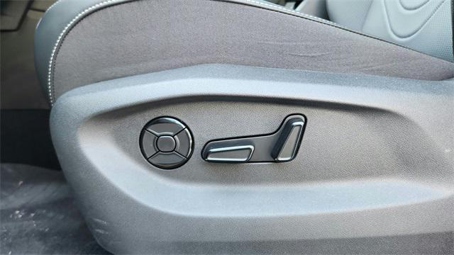 new 2025 Volkswagen Tiguan car, priced at $36,940