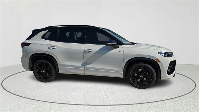 new 2025 Volkswagen Tiguan car, priced at $36,940