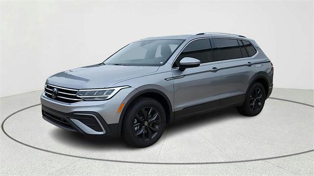 new 2024 Volkswagen Tiguan car, priced at $29,500