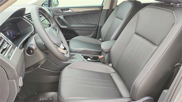 new 2024 Volkswagen Tiguan car, priced at $29,500