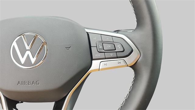 new 2024 Volkswagen Tiguan car, priced at $29,500