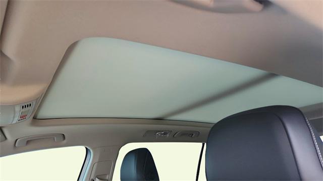 new 2024 Volkswagen Tiguan car, priced at $29,500