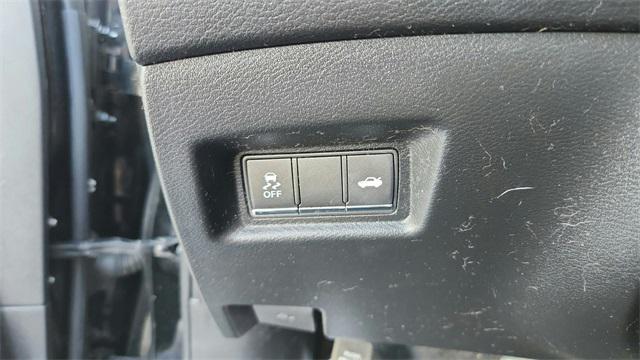 used 2017 INFINITI Q60 car, priced at $23,998