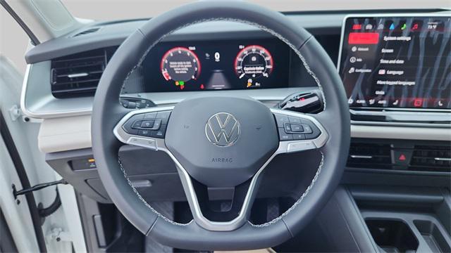 new 2025 Volkswagen Tiguan car, priced at $31,682