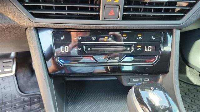 new 2025 Volkswagen Jetta car, priced at $24,692