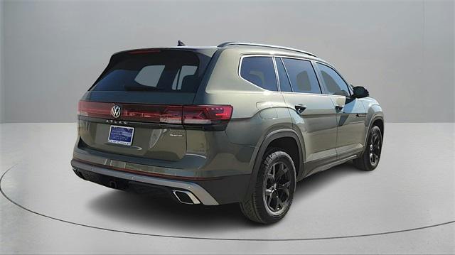 new 2025 Volkswagen Atlas car, priced at $44,502