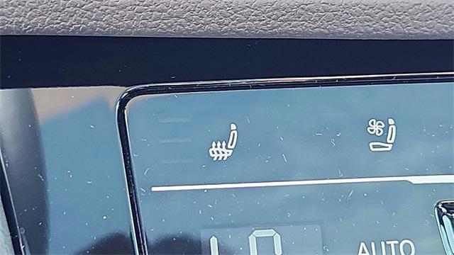 new 2025 Volkswagen Jetta car, priced at $30,250