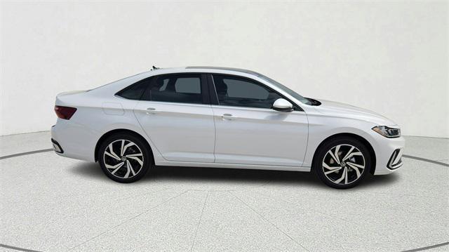 new 2025 Volkswagen Jetta car, priced at $30,250