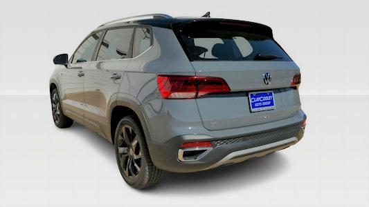 new 2024 Volkswagen Tiguan car, priced at $40,953