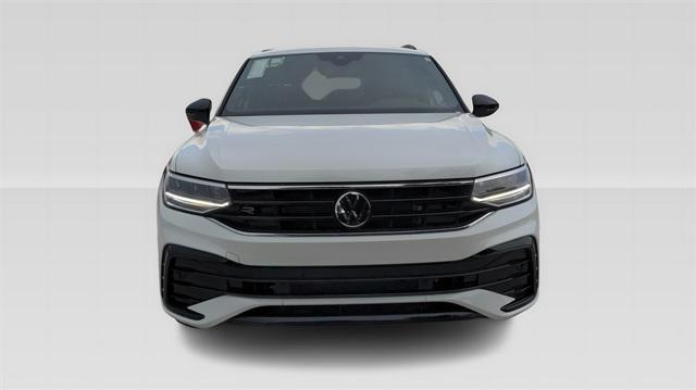 new 2024 Volkswagen Tiguan car, priced at $33,288