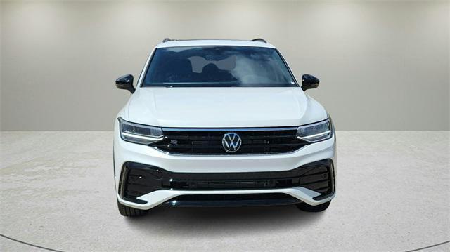 new 2024 Volkswagen Tiguan car, priced at $34,485