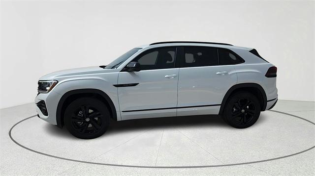 new 2025 Volkswagen Atlas Cross Sport car, priced at $50,872