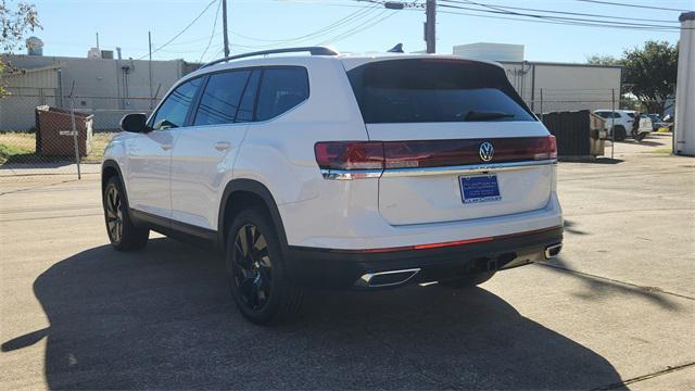 new 2025 Volkswagen Atlas car, priced at $43,222