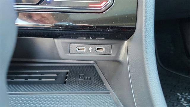 new 2025 Volkswagen Jetta car, priced at $27,057