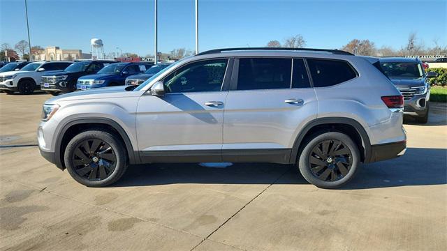 new 2025 Volkswagen Atlas car, priced at $43,555