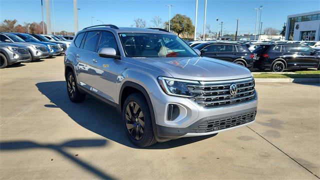 new 2025 Volkswagen Atlas car, priced at $43,555